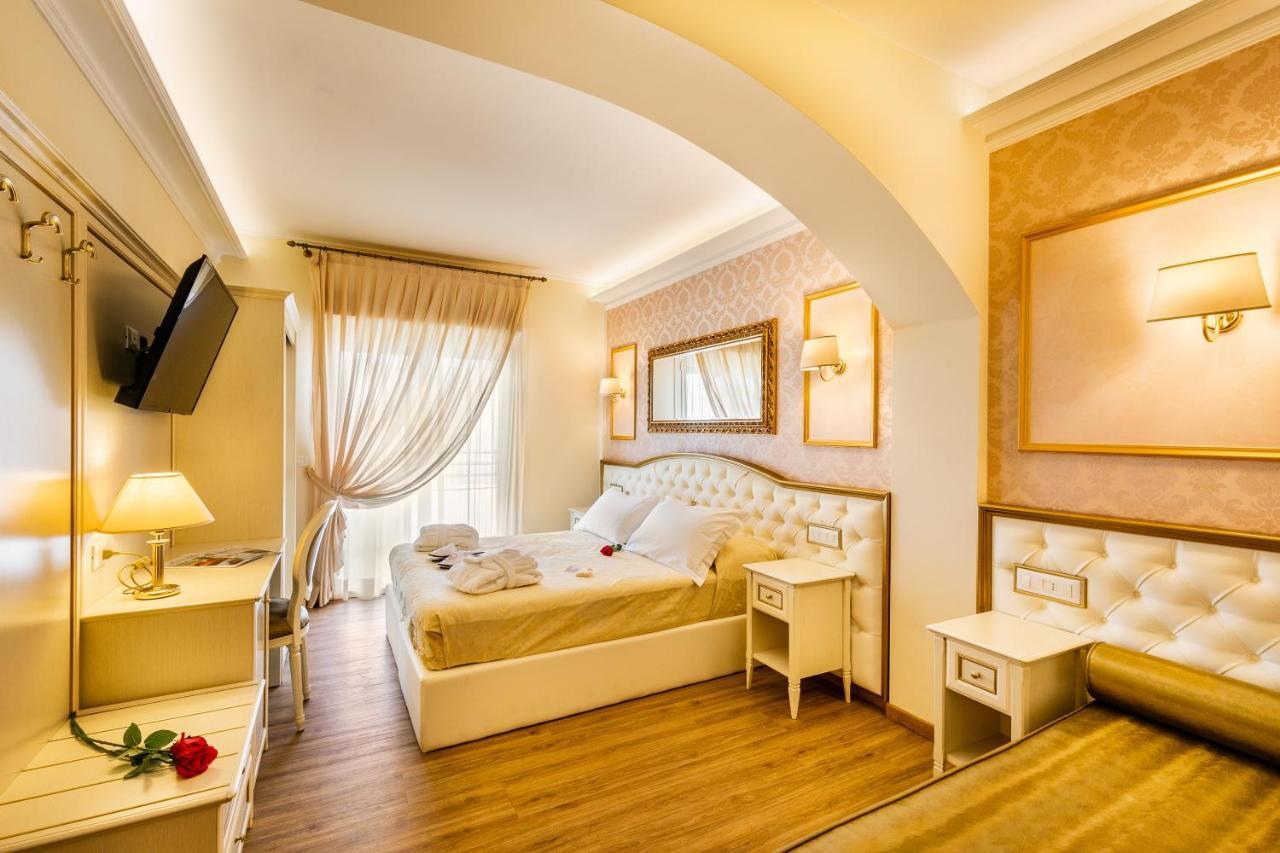Hotel Mazzanti Milano Marittima Esterno foto