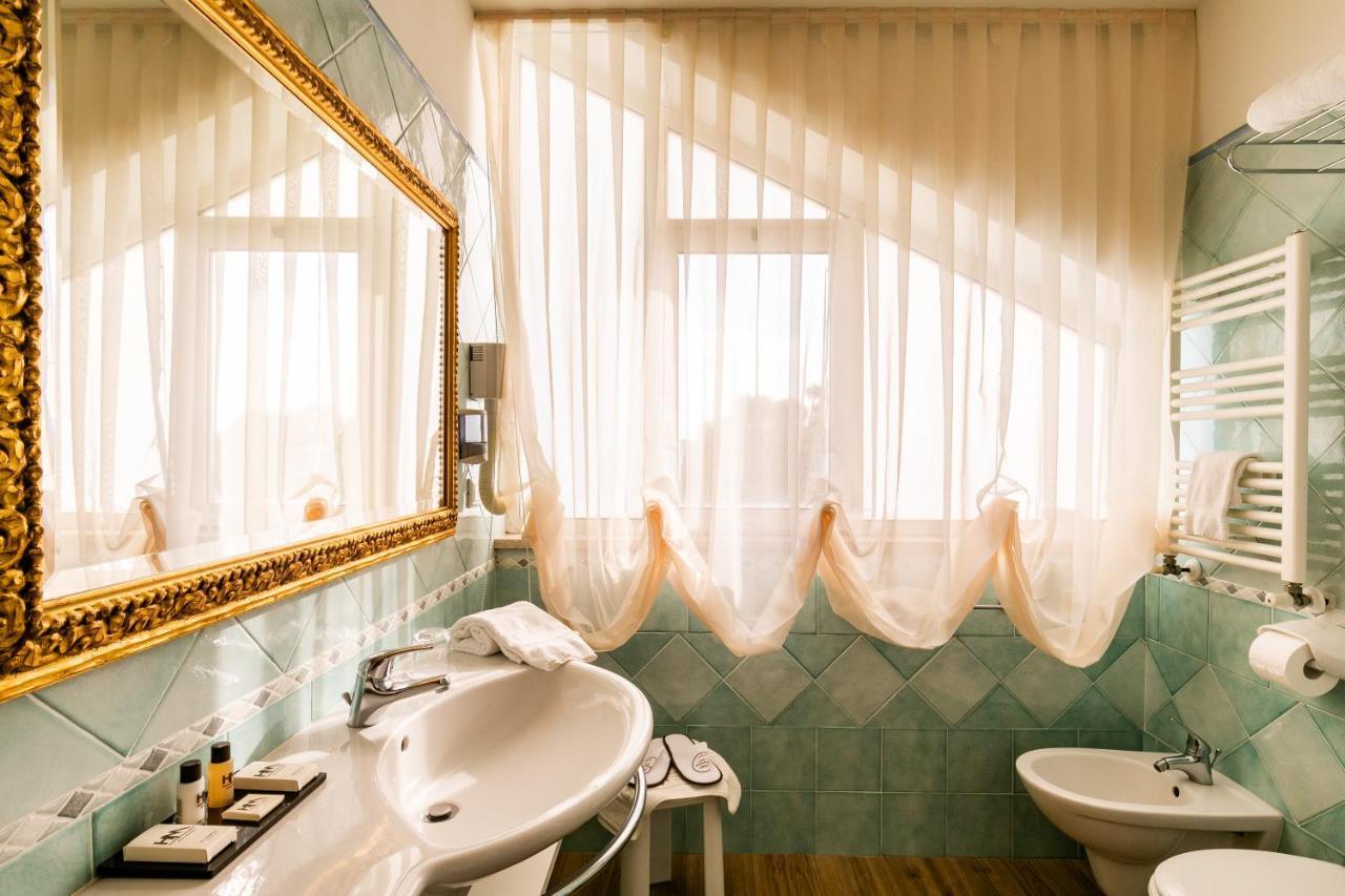 Hotel Mazzanti Milano Marittima Esterno foto