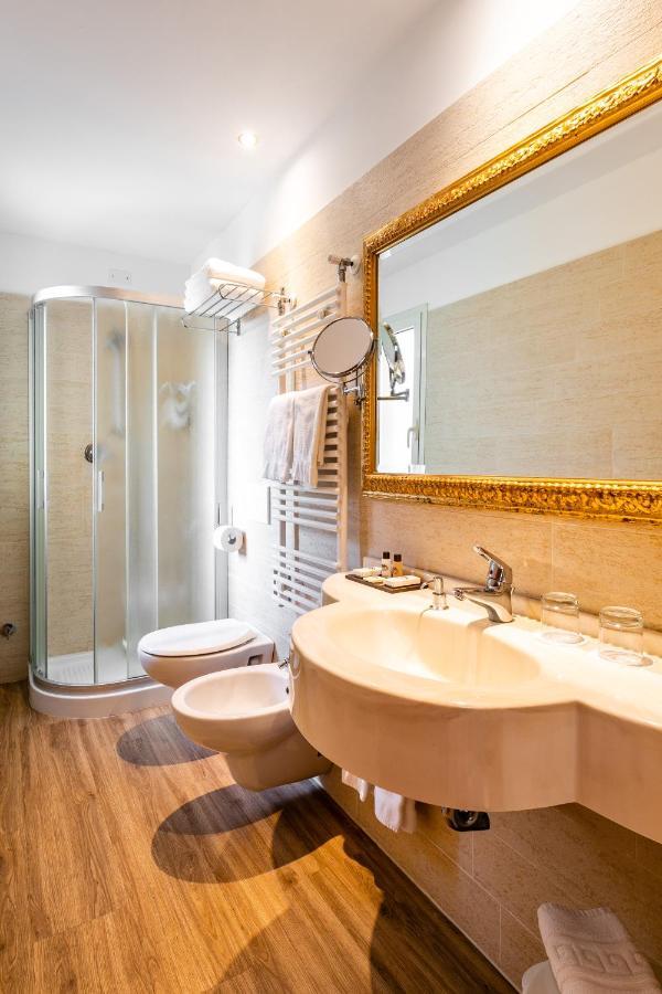 Hotel Mazzanti Milano Marittima Esterno foto