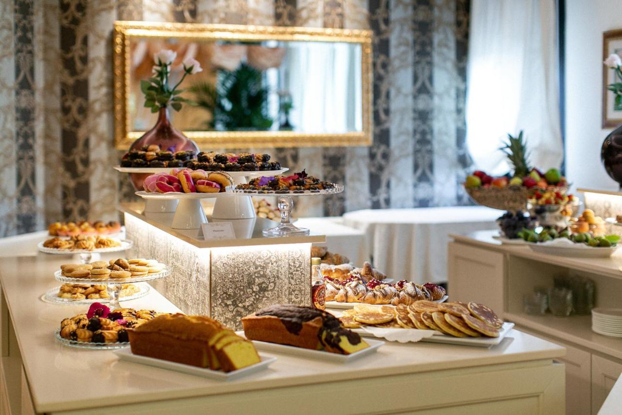 Hotel Mazzanti Milano Marittima Esterno foto