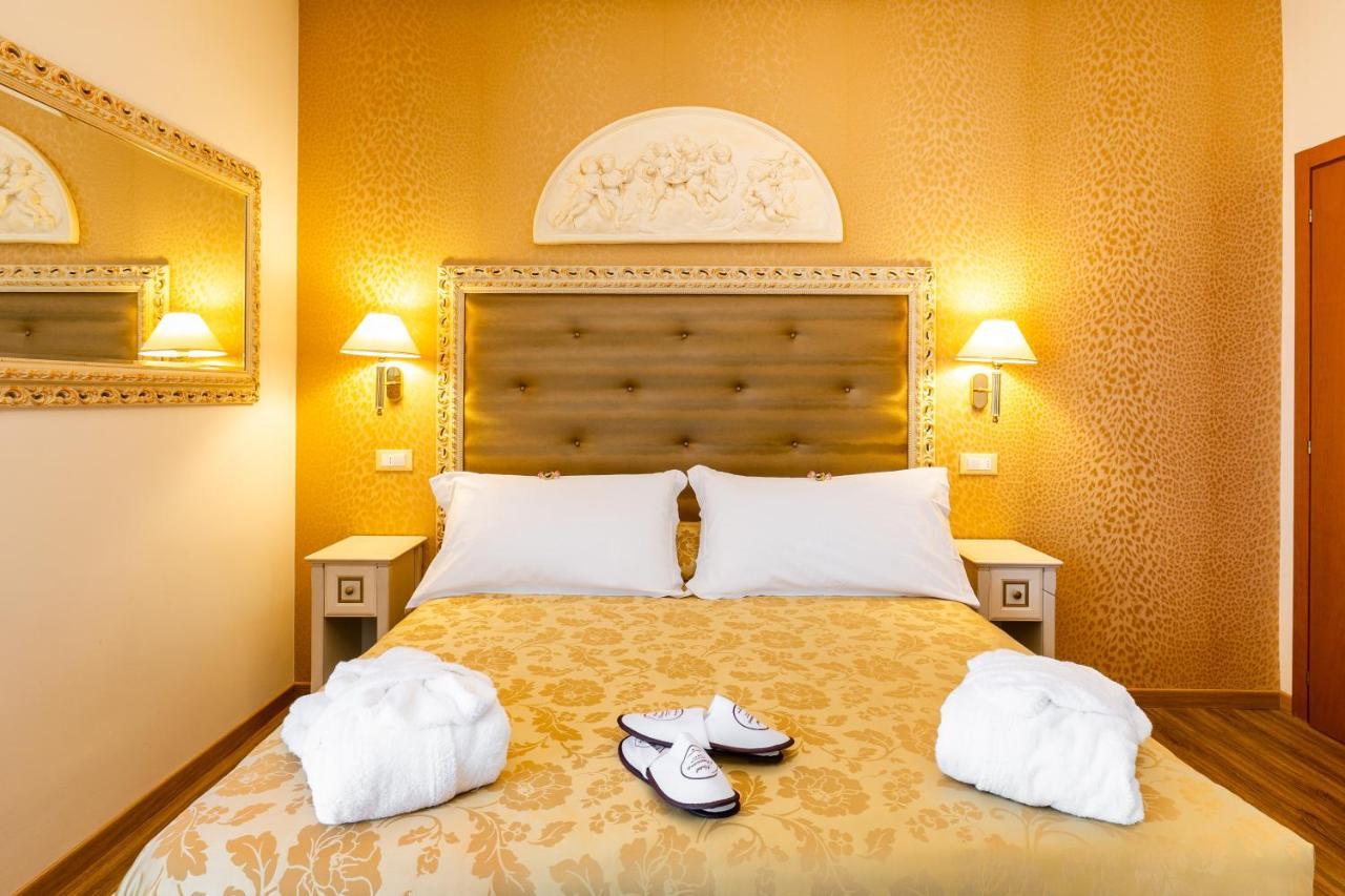 Hotel Mazzanti Milano Marittima Esterno foto