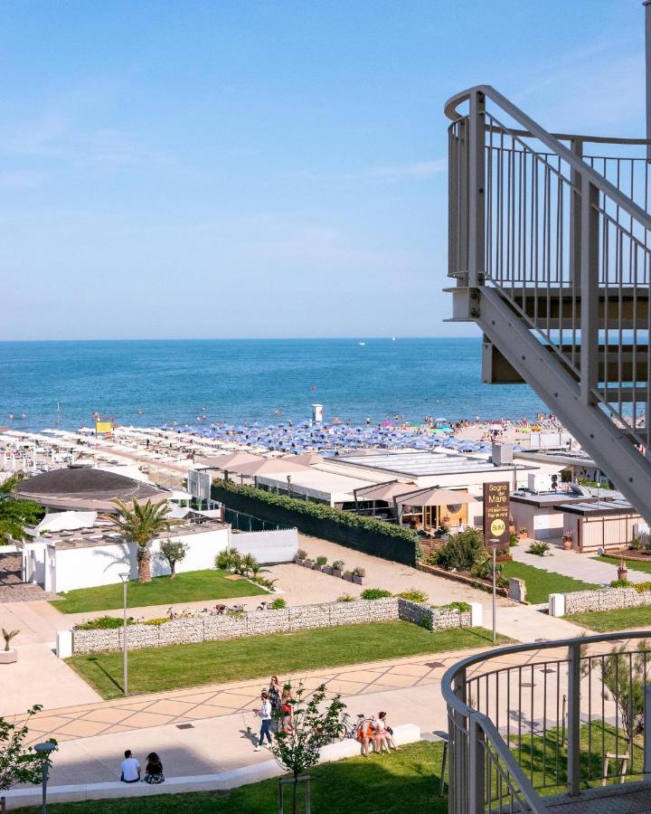 Hotel Mazzanti Milano Marittima Esterno foto
