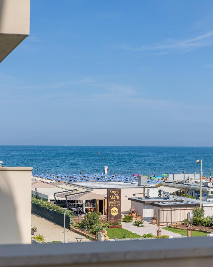 Hotel Mazzanti Milano Marittima Esterno foto